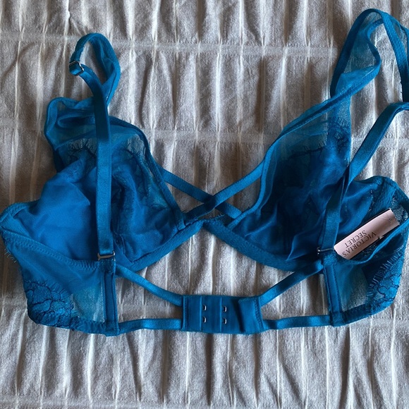 Bra - Picture 2 of 3